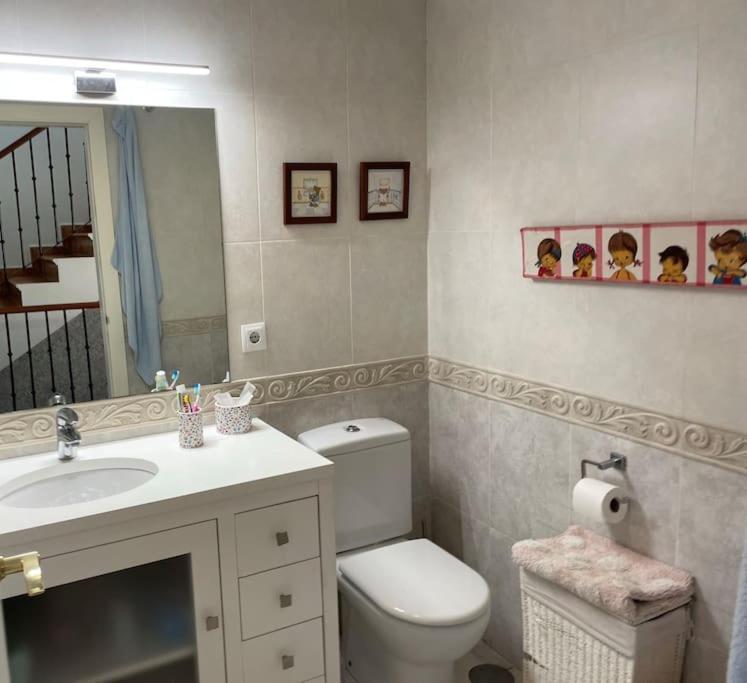 Casa En Ruta De La Plata Con Piscina Comunitaria Villa Guillena Buitenkant foto